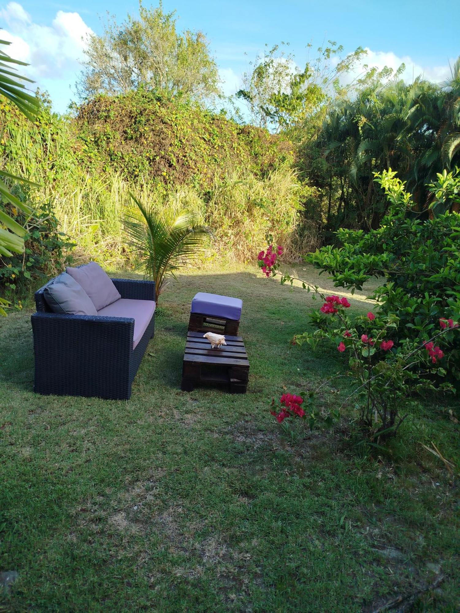 Ti-Case Appartement Jacuzzi A 100M De La Plage Sainte-Luce Exterior photo